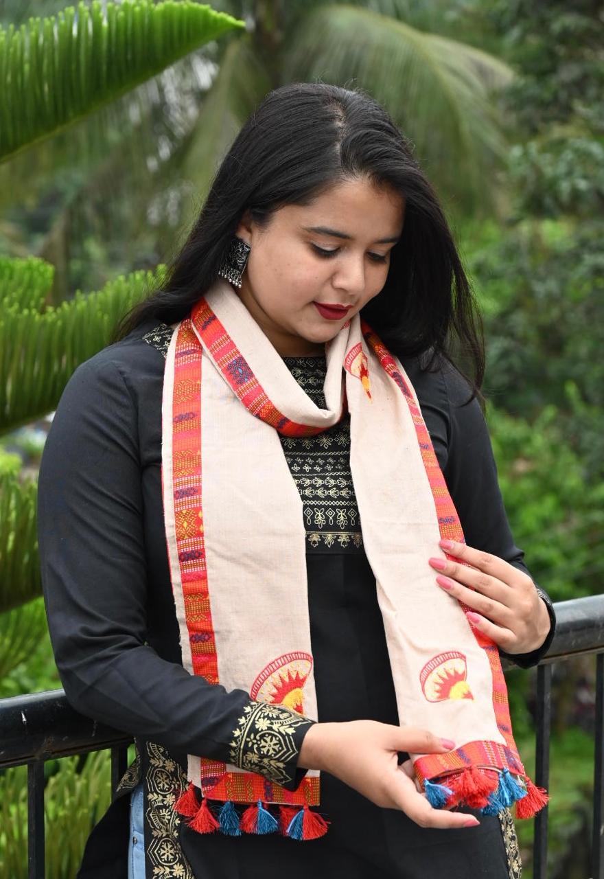 COTTON STOLE WITH TRADITIONAL MOTIF OF ASSAM